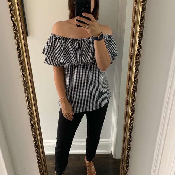 Kaktus Off the Shoulder Top - Picture 4 of 10